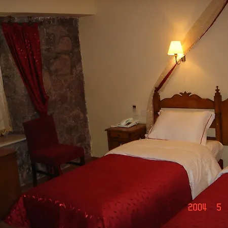 Nazlihan - Special Category