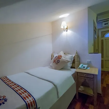 Nazlihan - Special Category Hotel 2*