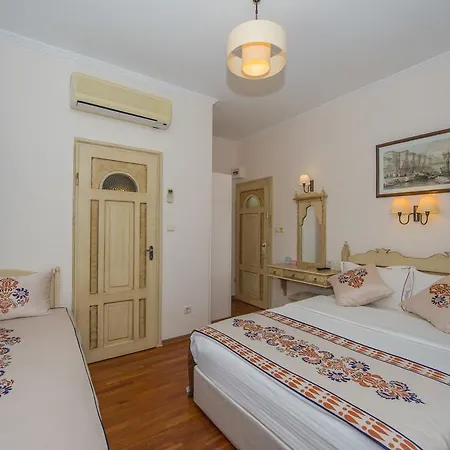 Nazlihan - Special Category Hotel 2*