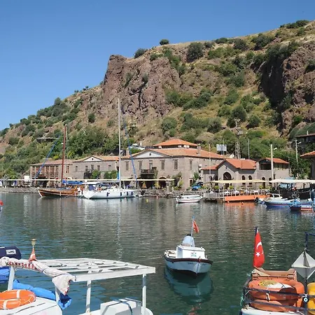 Nazlihan - Special Category 2*