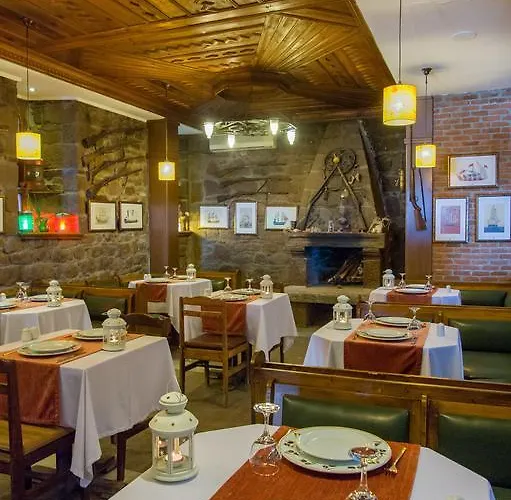 Nazlihan - Special Category