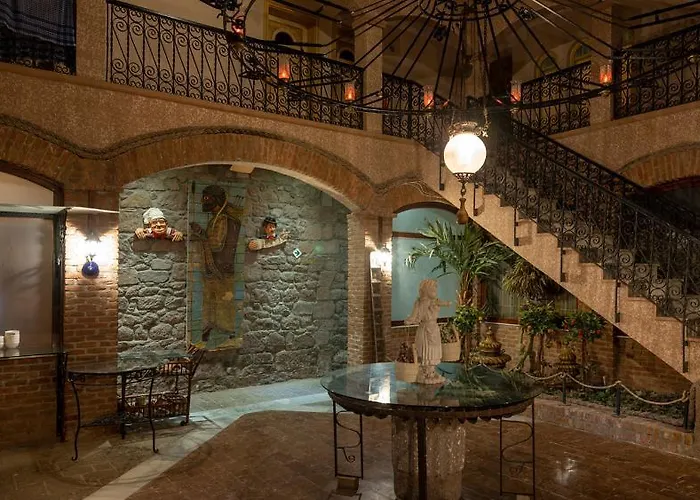 Nazlihan - Special Category Assos