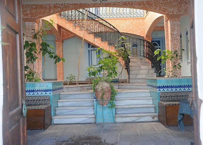 Nazlihan - Special Category 2* Assos